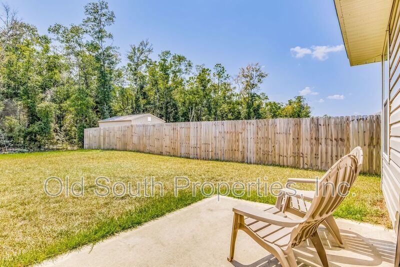 Convient location! property image