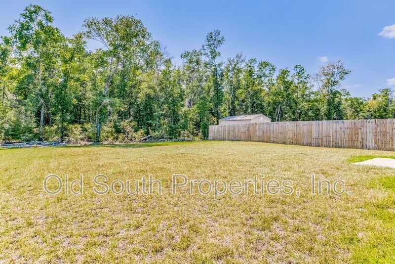 Convient location! property image