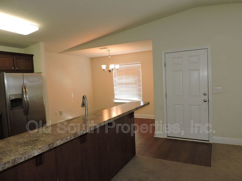 Easy access to Whiting Field & shopping! property image