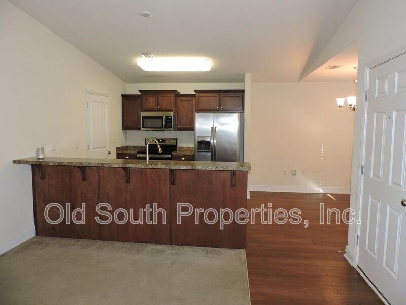 Easy access to Whiting Field & shopping! property image