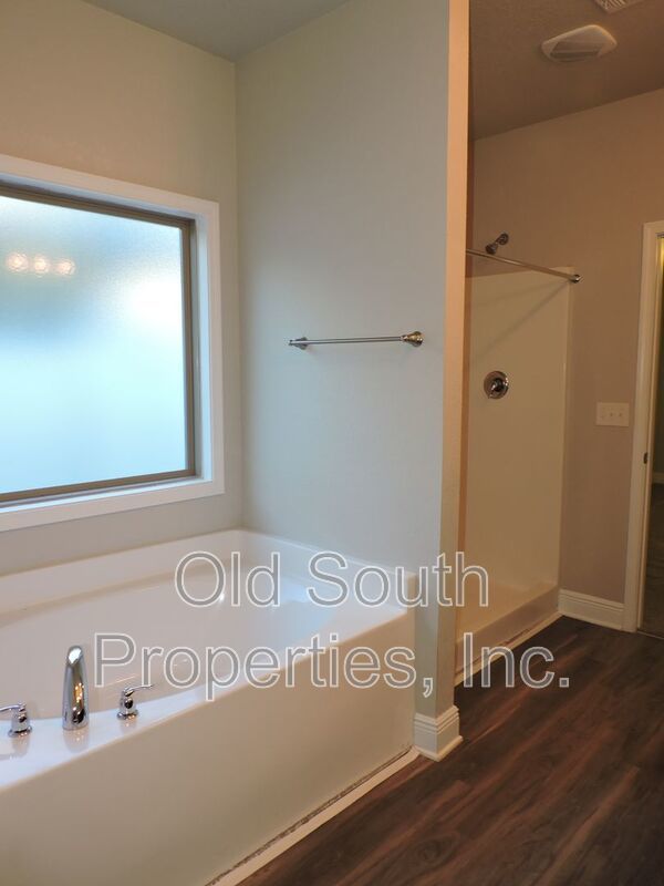 Beautiful four bedroom home near NAS & Corry! property image