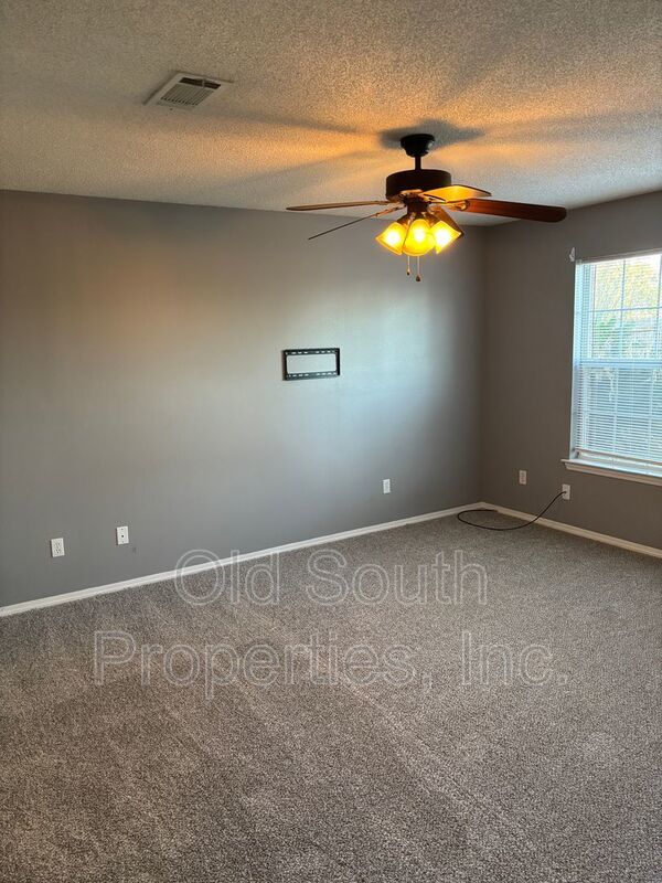 Four bedroom home near Navy Federal Complex! property image