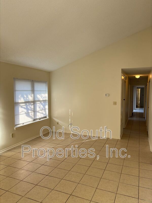 Convenient Northeast location! property image