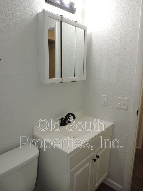 Convenient to Whiting Field! property image