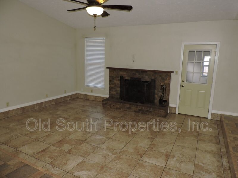 Convenient westside location! property image