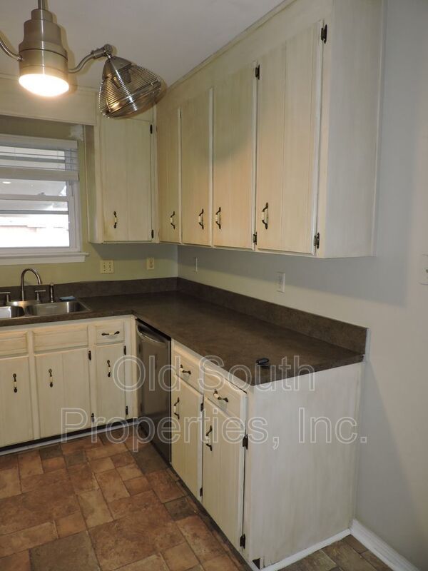 Convenient westside location! property image