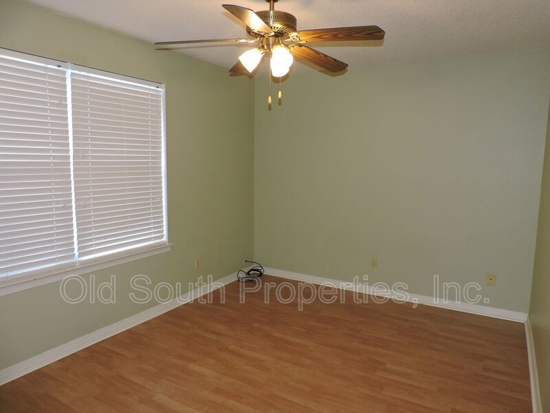 Convenient westside location! property image