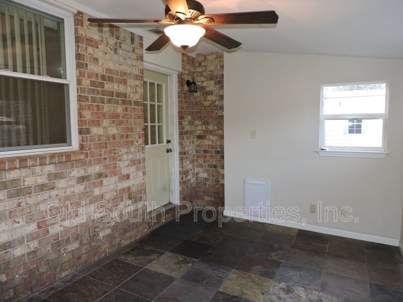 Convenient westside location! property image
