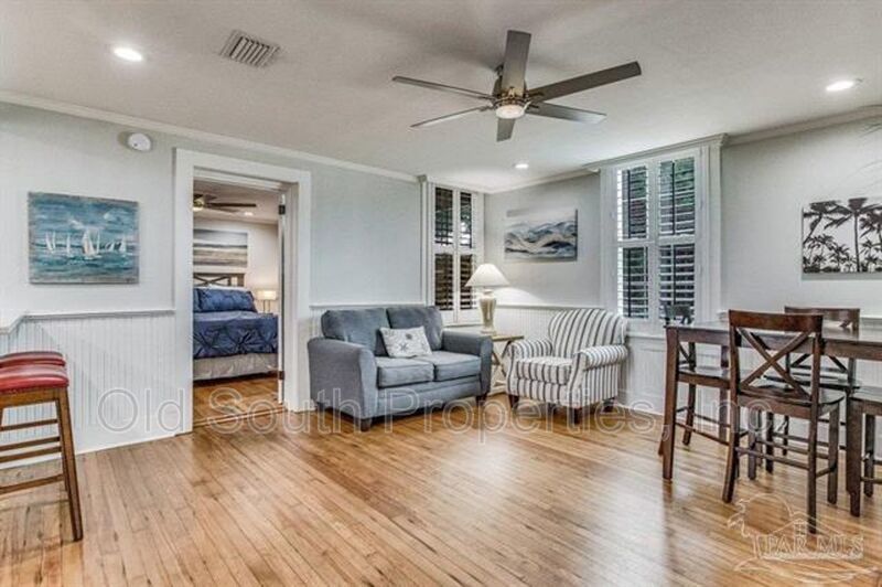 Beautifully renovated downstairs unit! property image