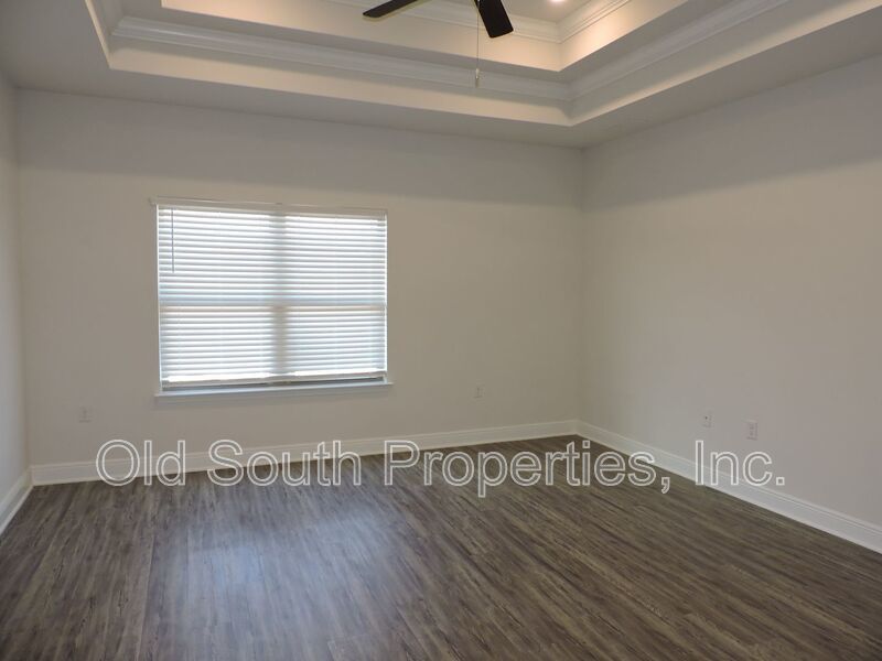 Convenient location in Pace! property image