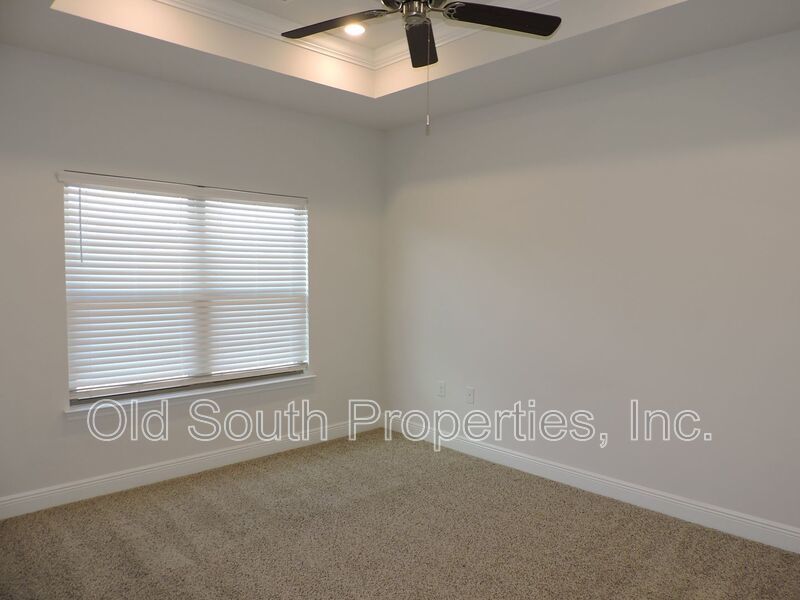 Convenient location in Pace! property image
