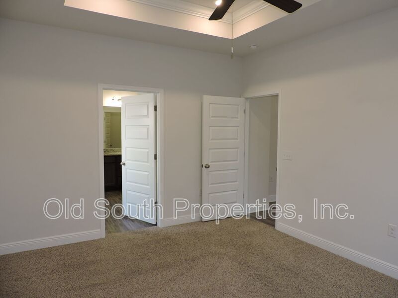 Convenient location in Pace! property image