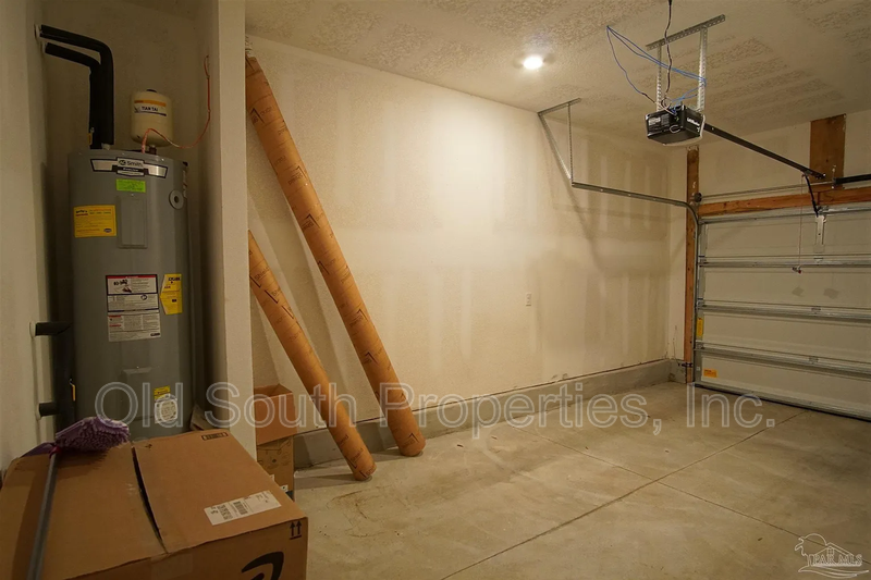 Easy access to Navy Federal complex, shopping & interstate. property image