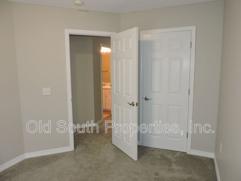Conveniently located to shopping & Whiting Field! property image