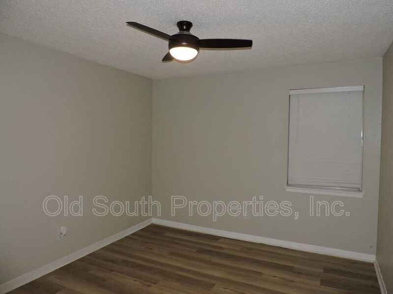 Updated duplex convenient to bases! property image