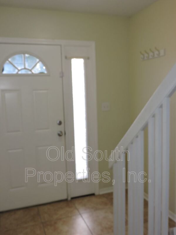 Convenient Northeast location! property image