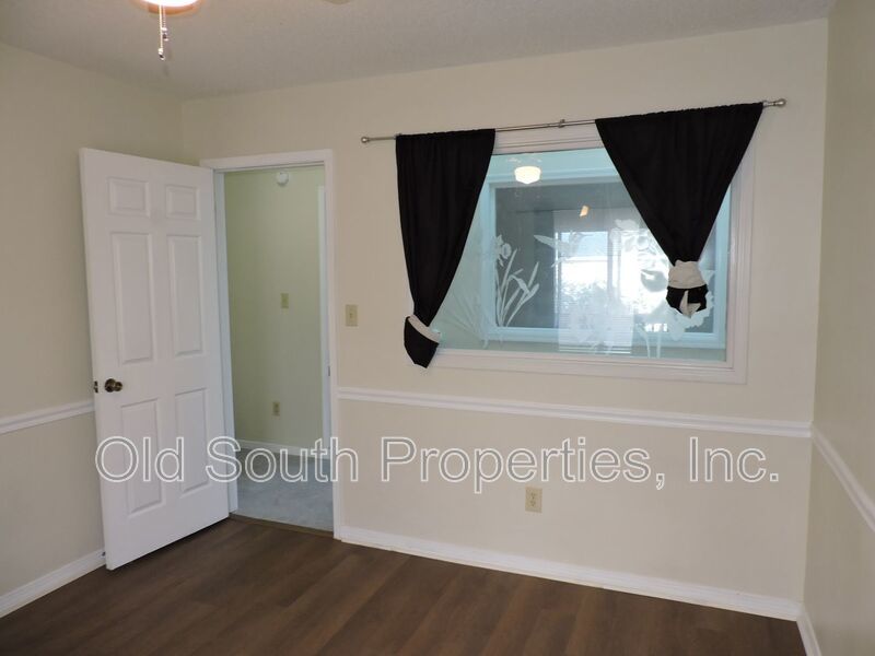 Convenient Northeast location! property image