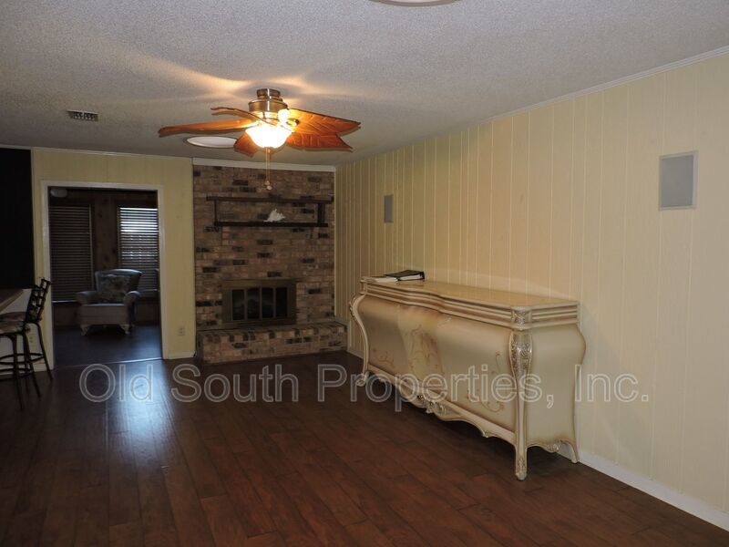 Easy access to bases & Perdido Key! property image