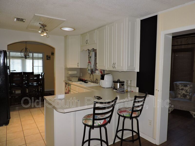 Easy access to bases & Perdido Key! property image