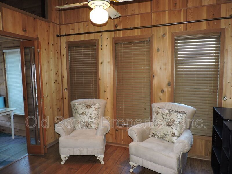 Easy access to bases & Perdido Key! property image