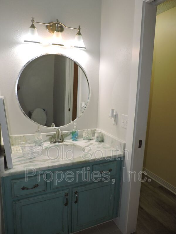 Easy access to bases & Perdido Key! property image