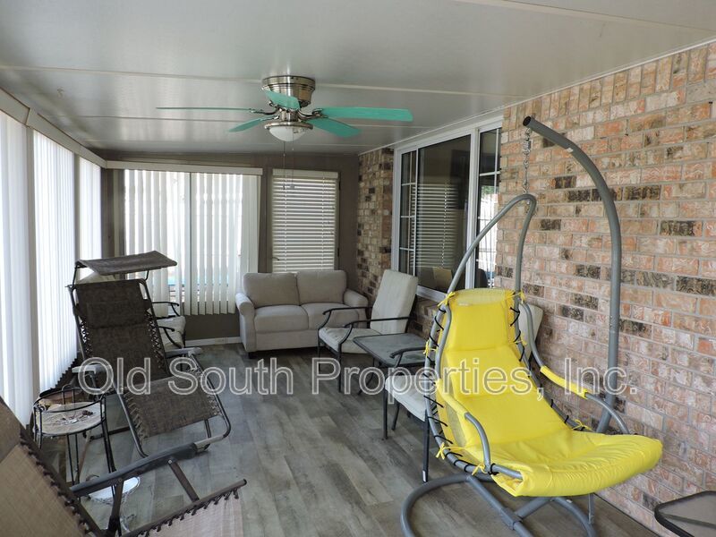 Easy access to bases & Perdido Key! property image