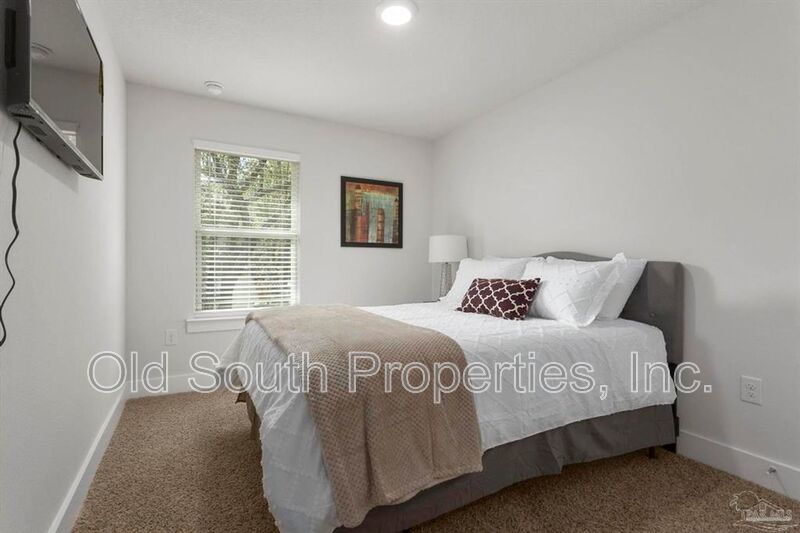 FURNISHED UNIT property image