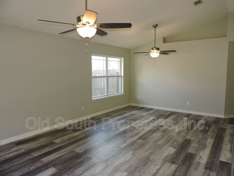 Easy access to I-10! property image