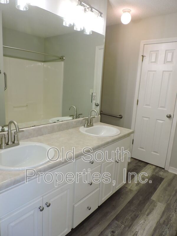 Easy access to I-10! property image