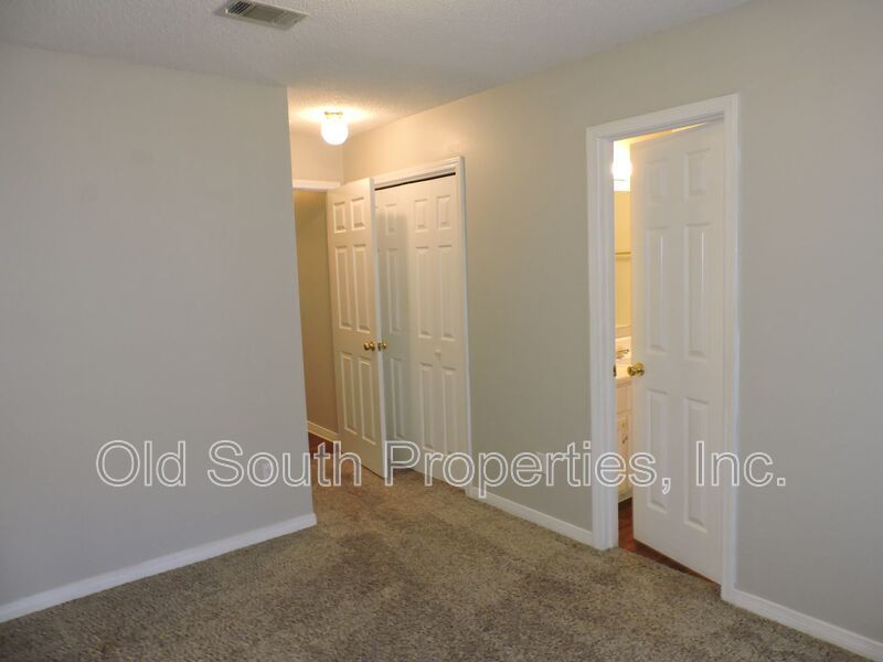 Convenient to NAS and Corry! property image