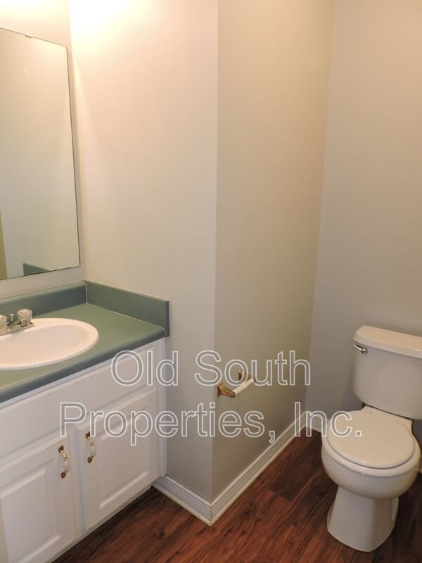 Convenient to NAS and Corry! property image