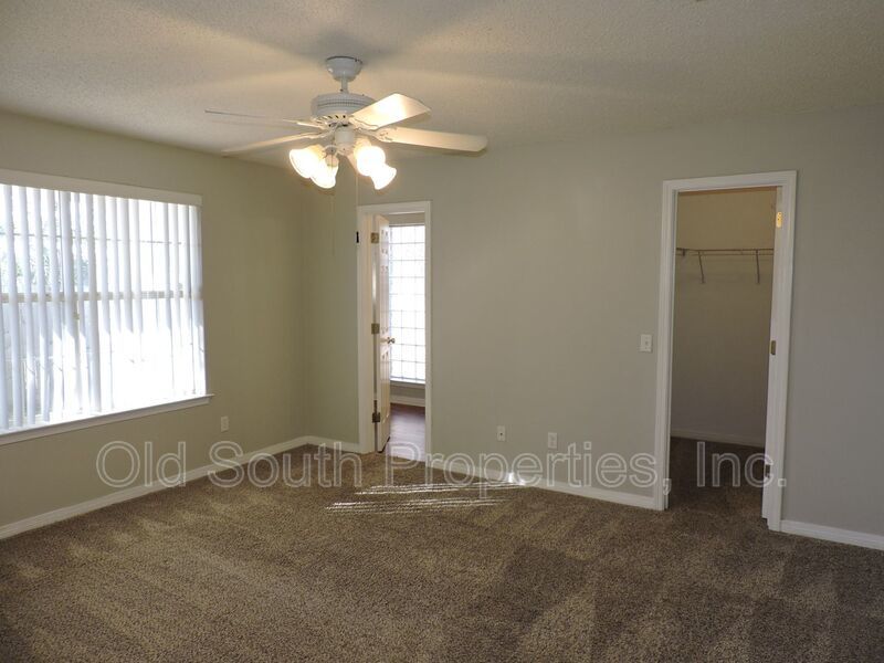 Convenient to NAS and Corry! property image